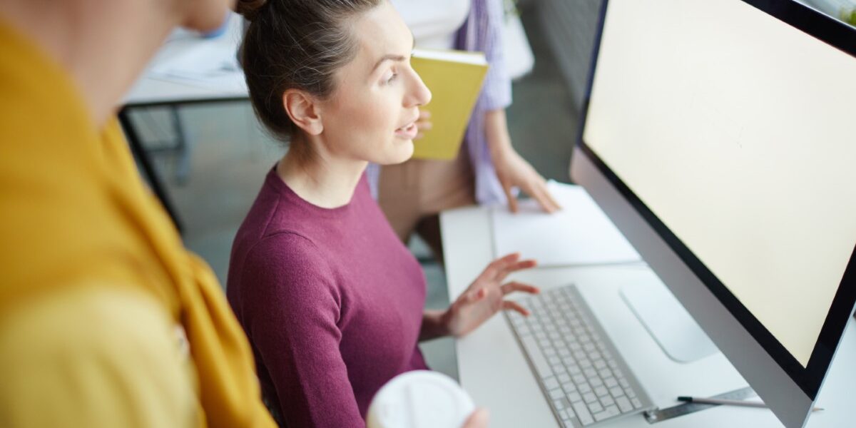 looking-through-online-trends-2026-01-08-23-44-22-utc